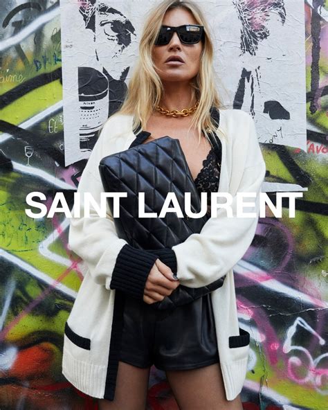 kate moss ysl boots|Kate Moss, Zoe Kravitz & More Attend Saint Laurent’s Spring .